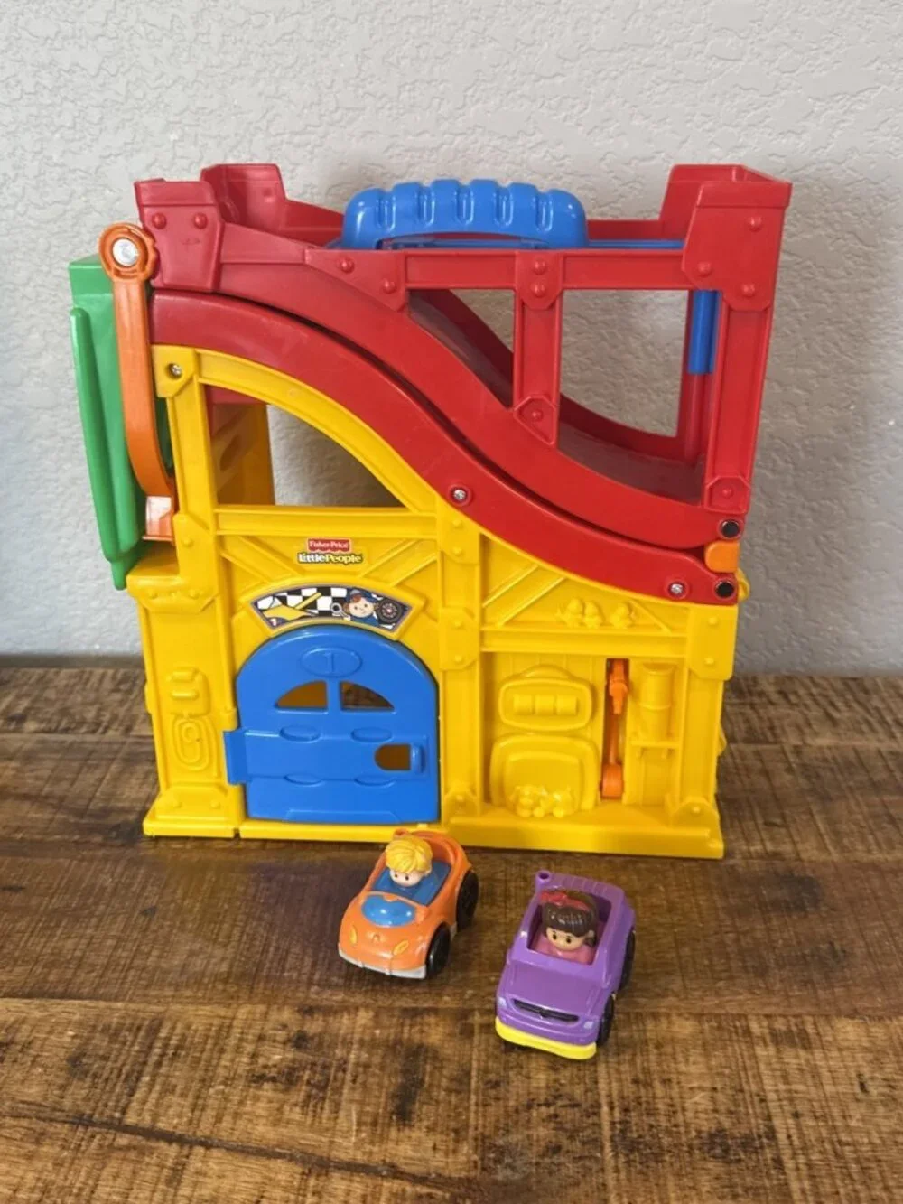 Fisher-Price Little People Fold Go Wheelies Rev N Sounds Race Track + 2 Cars